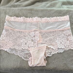 NWT Victoria’s Secret Lace Trim Sheer Light Peach Lace Panties. Hipster. Size S